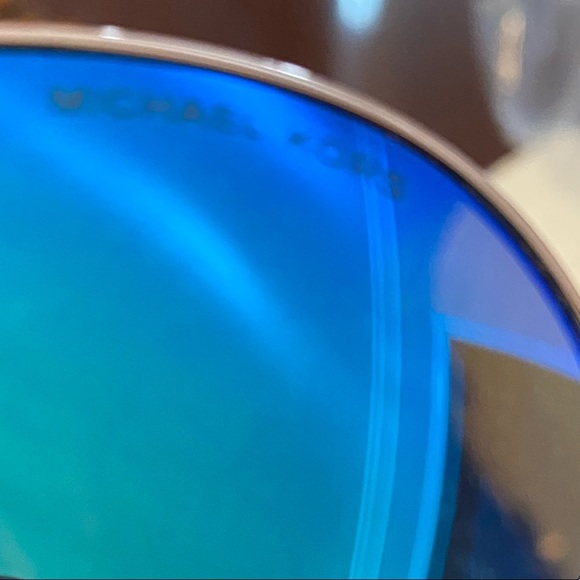 NEW, AUTHENTIC Michael Kors MK 5009 Sunglasses - Picture 8 of 9